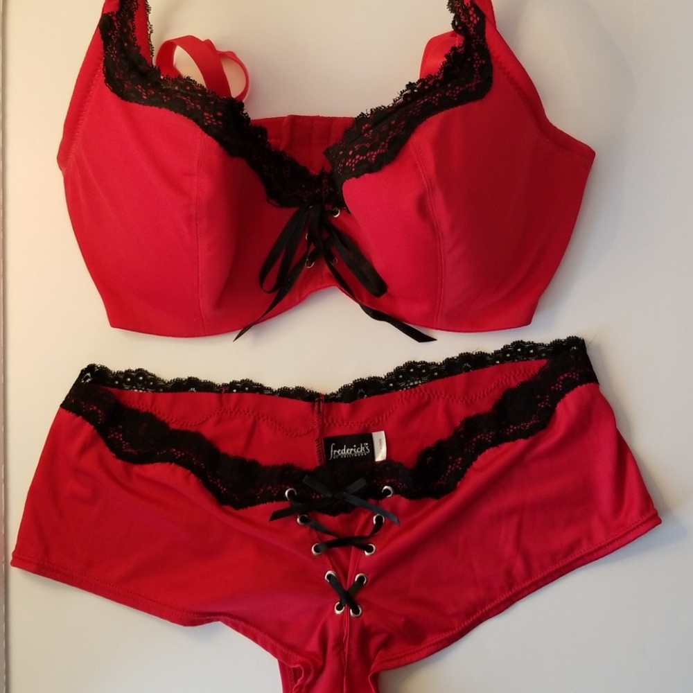 Fredericks bustier style bra and panty set